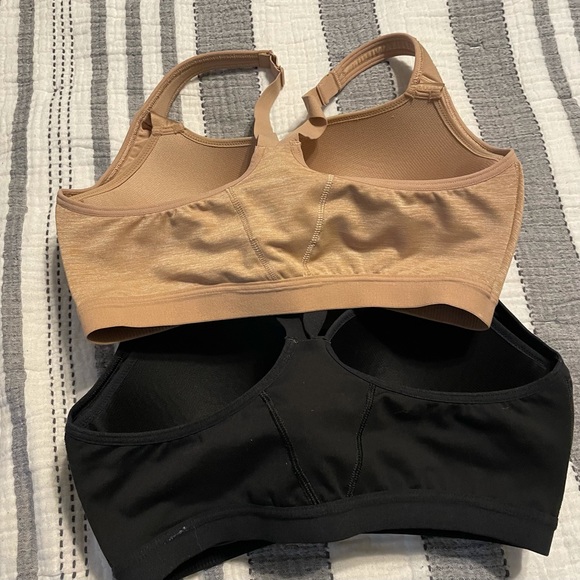 2 VS High Impact Sport Bras Size 34DD - Picture 2 of 2
